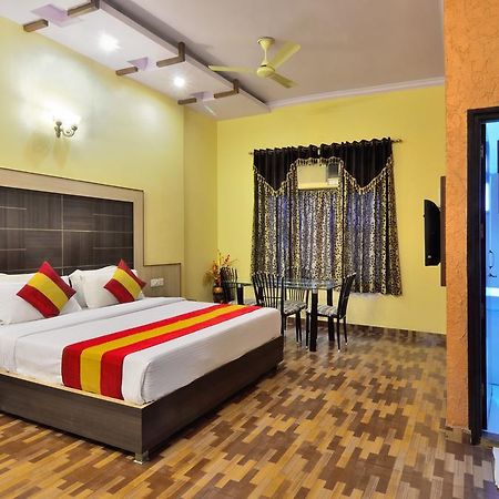 Hotel Roopa International Amritsar Exteriör bild