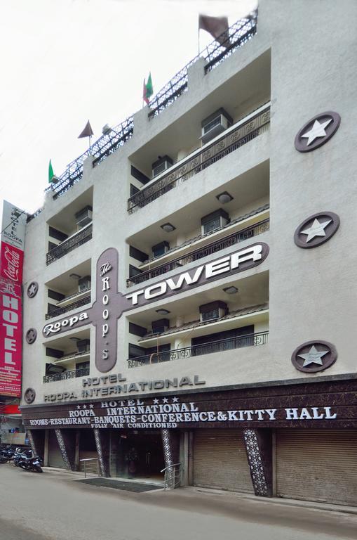 Hotel Roopa International Amritsar Exteriör bild